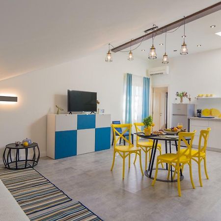 Apartments Mihael Nin Exterior photo